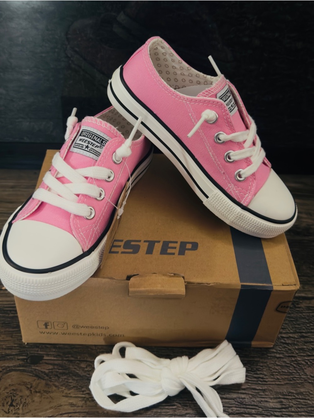 NEW Weestep Originals Lowtop Shoes (Toddler/Preschool) w/ extra Lace 10C/ Eur 27